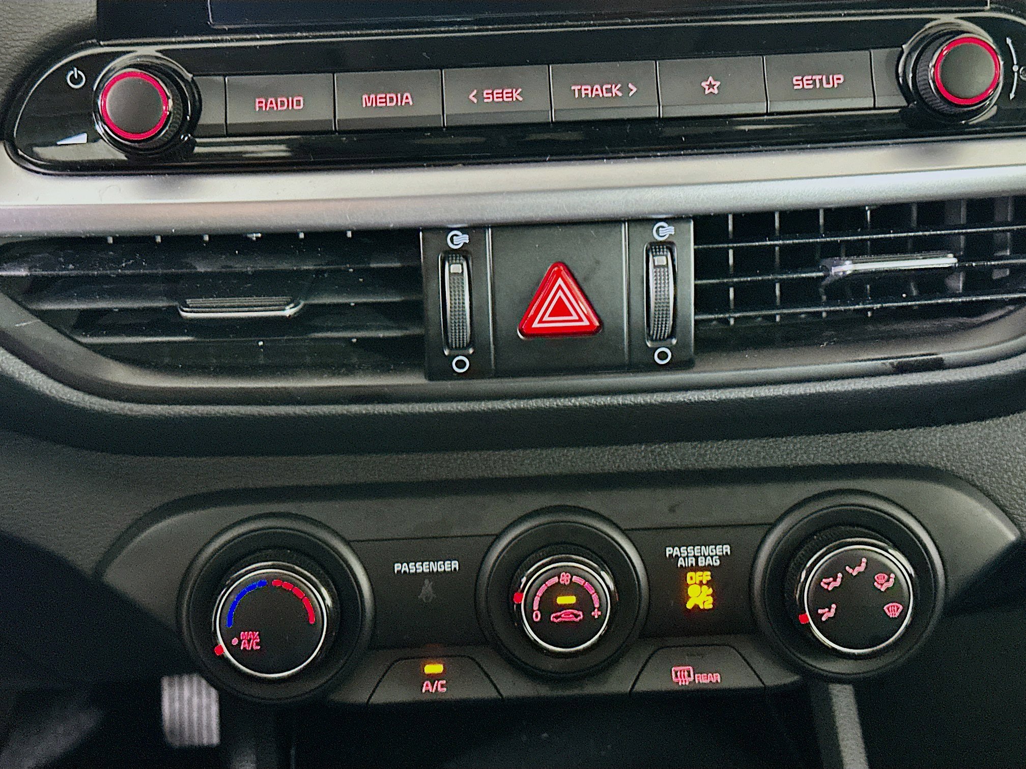 Used 2024 Kia Forte LXS image 23