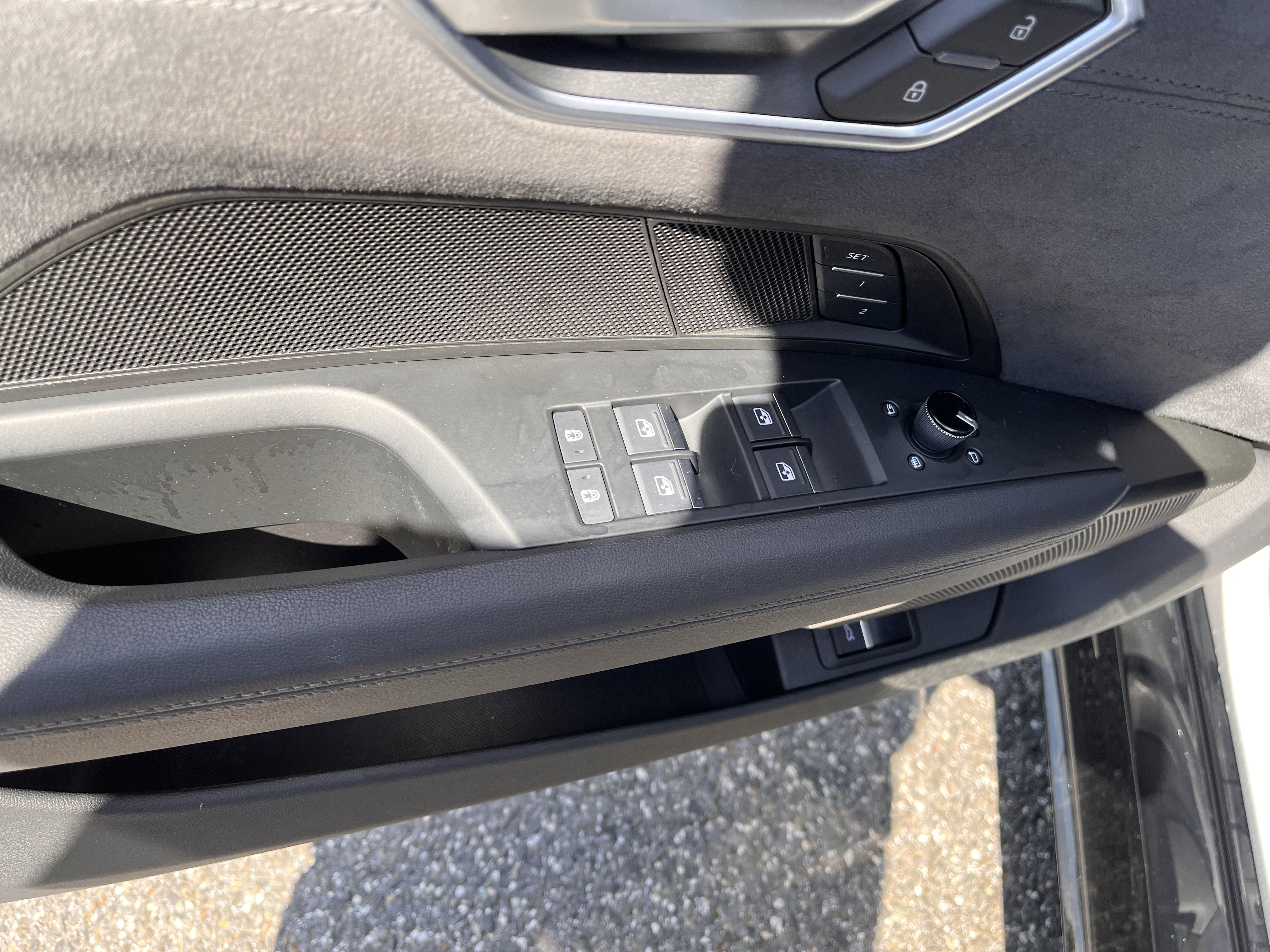 Certified 2023 Audi RS e-tron GT w/ Carbon Performance Package AWD/4WD image 8