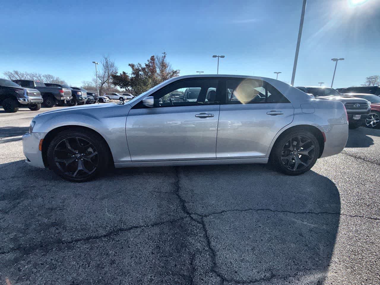 Used 2023 Chrysler 300 S RWD video 3