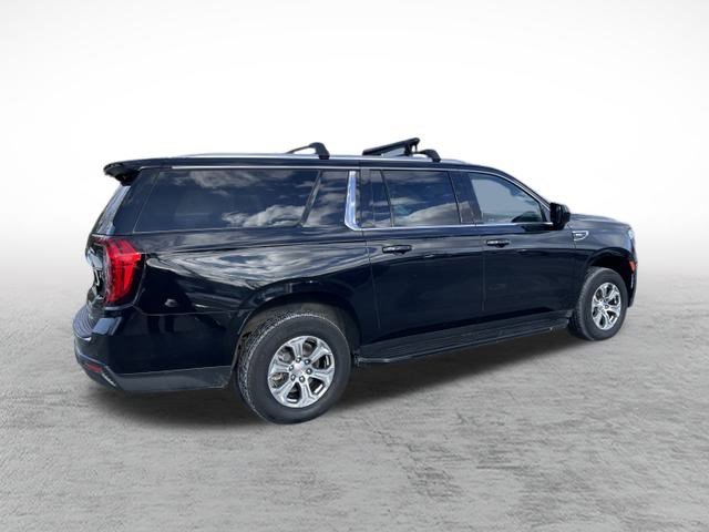 Used 2023 GMC Yukon XL SLE w/ Gmc Pro Safety Plus Package image 7