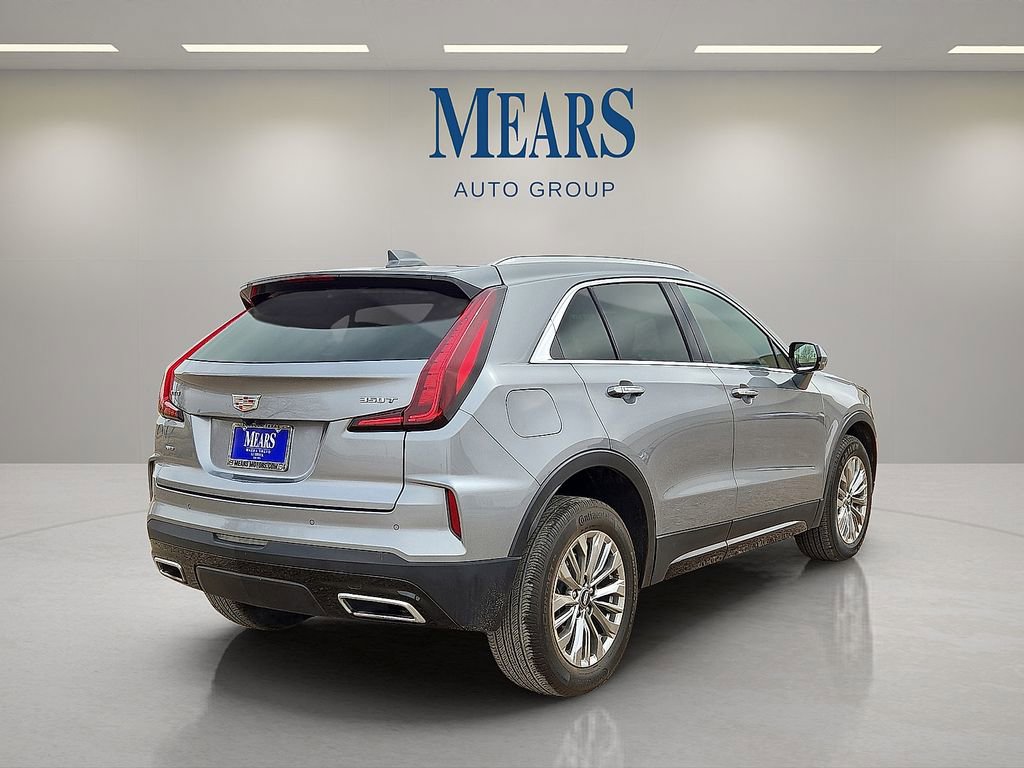 Used 2024 Cadillac XT4 Premium Luxury AWD/4WD image 5