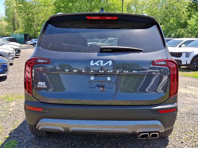 Certified 2022 Kia Telluride EX w/ EX Premium Package AWD/4WD image 4