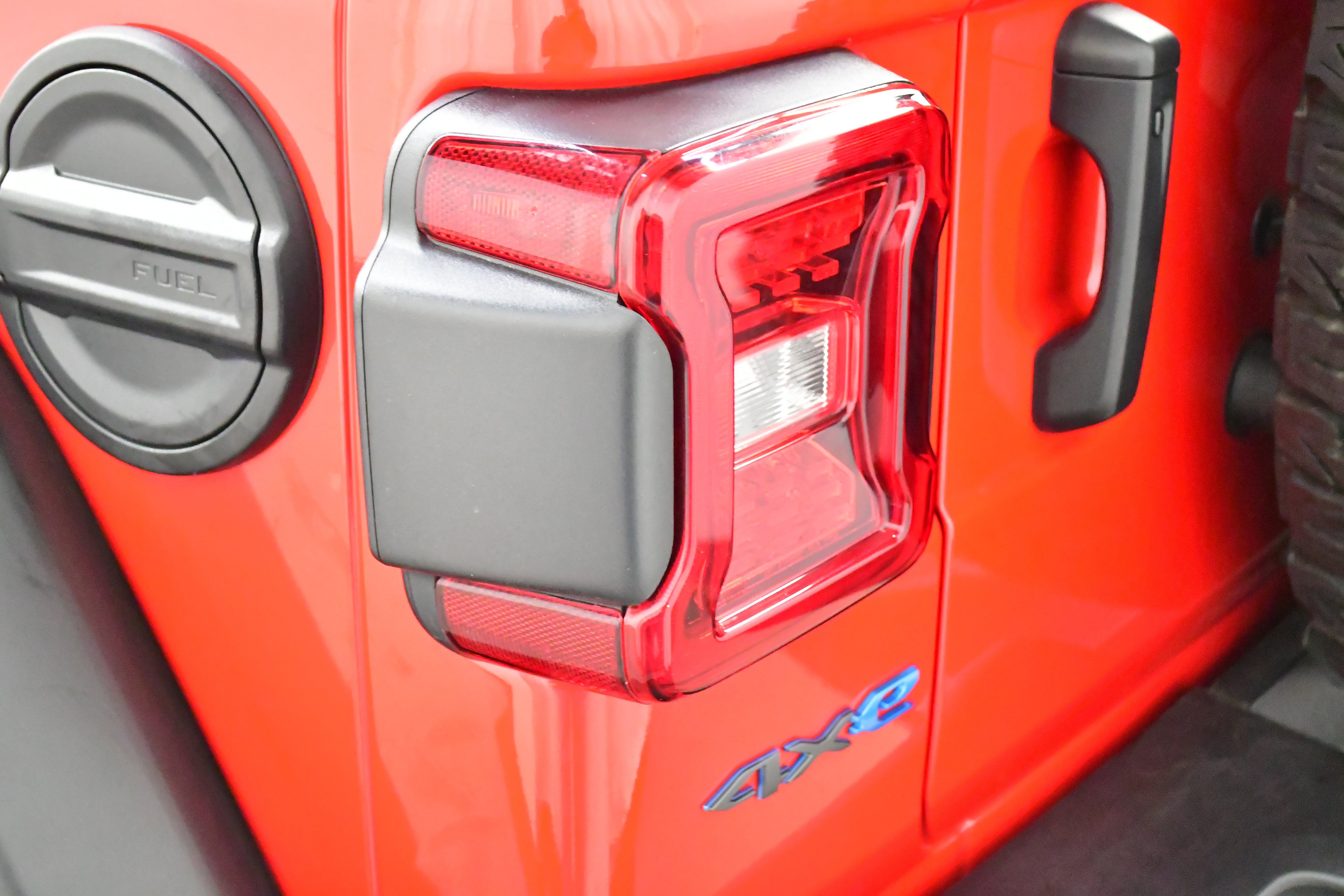 Used 2025 Jeep Wrangler Unlimited Rubicon 4xe image 30