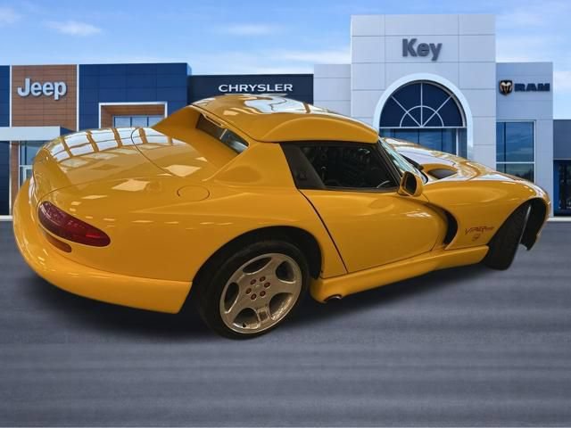Used 2001 Dodge Viper RT/10 RWD image 2