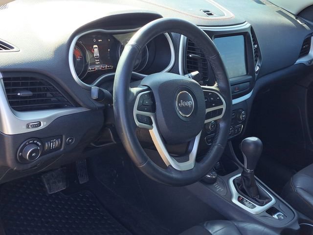 Used 2018 Jeep Cherokee Trailhawk w/ Comfort/Convenience Group image 7