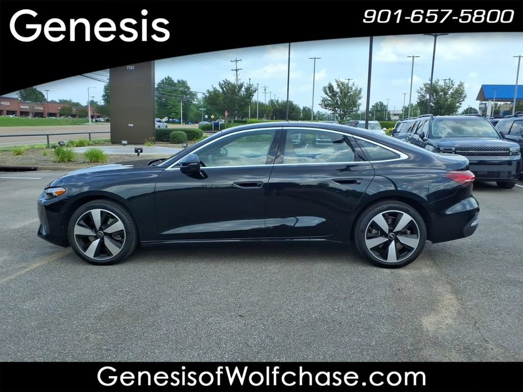 Used 2025 Audi A5 2.0T Premium Plus w/ Premium Plus AWD/4WD image 2