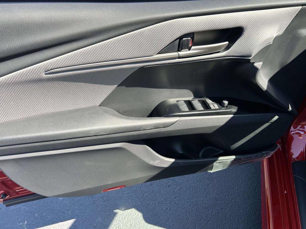 New 2026 Toyota Camry Hybrid FWD image 15