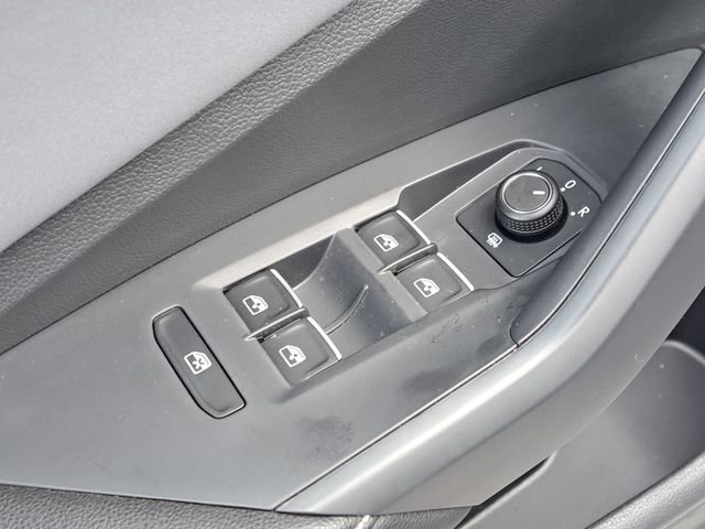 New 2026 Volkswagen Jetta SE image 18