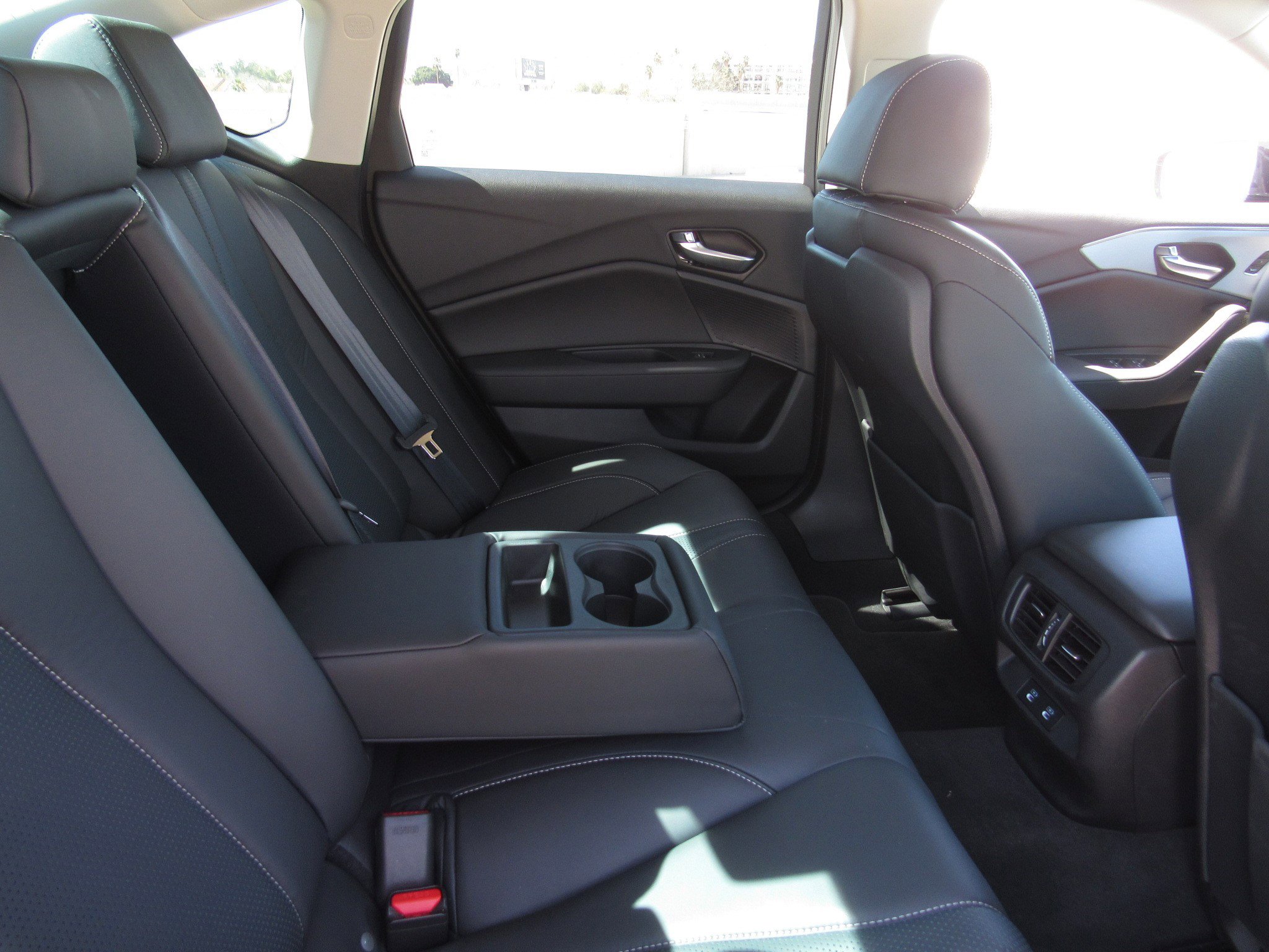 Certified 2025 Acura TLX w/ Technology Package image 12