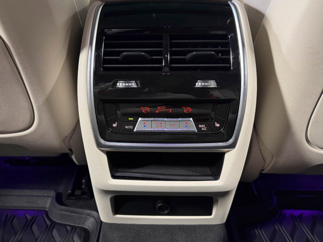 Used 2022 BMW X6 M50i w/ Executive Package image 18