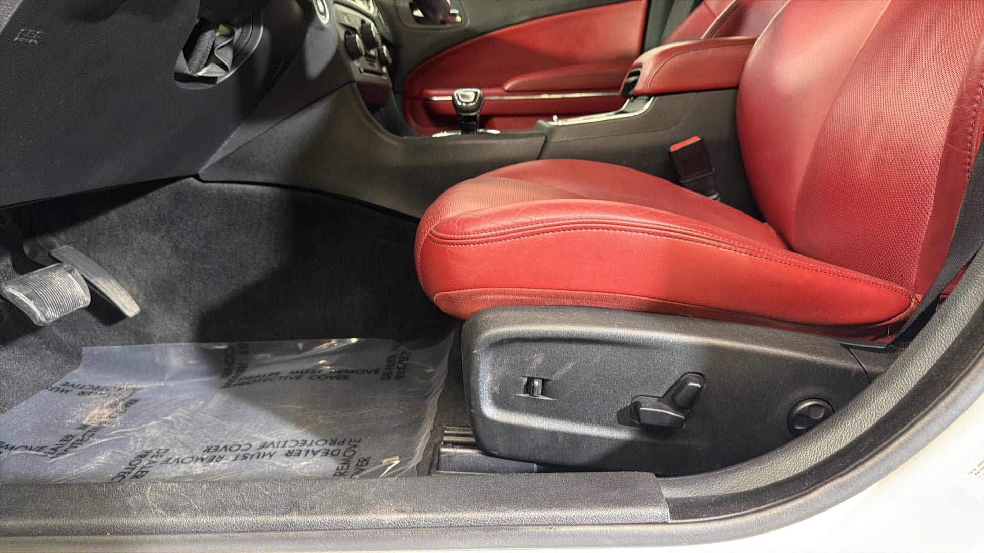Used 2014 Dodge Charger SXT Plus RWD image 20