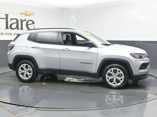 Used 2024 Jeep Compass Latitude AWD/4WD image 53