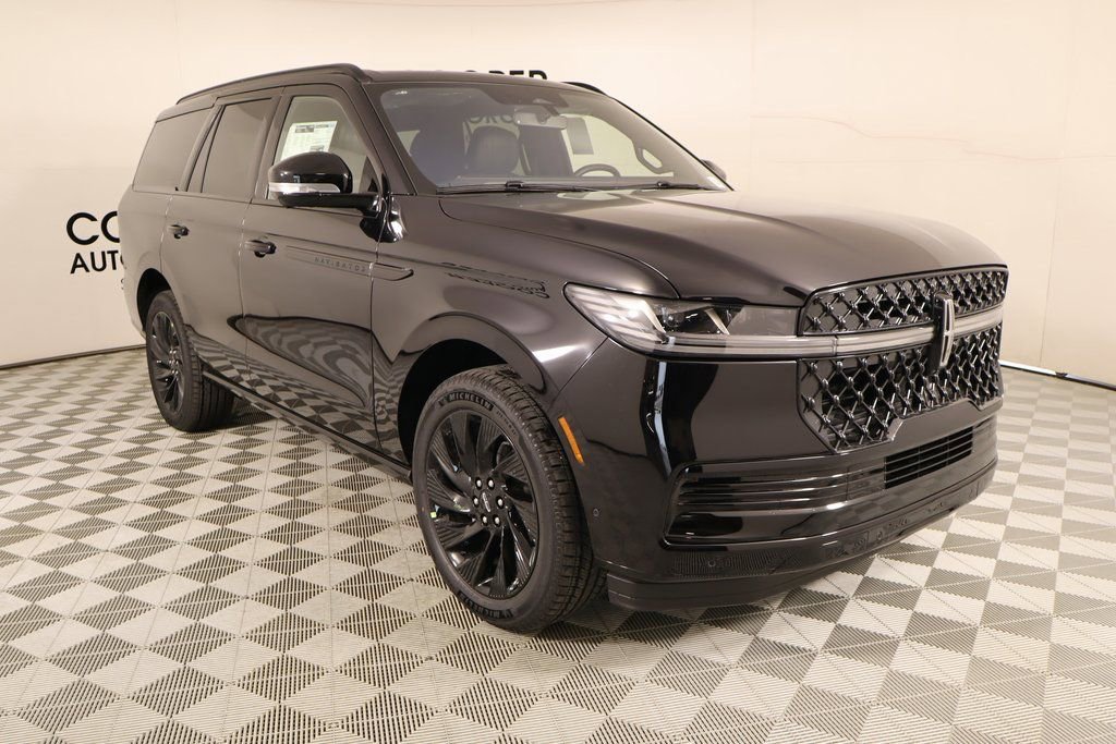 New 2025 Lincoln Navigator Reserve w/ Jet Appearance Package