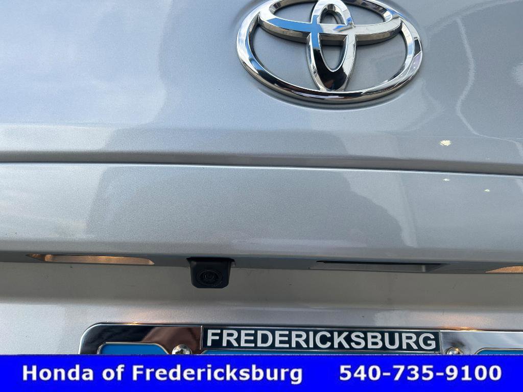 Used 2025 Toyota Corolla Cross L image 6