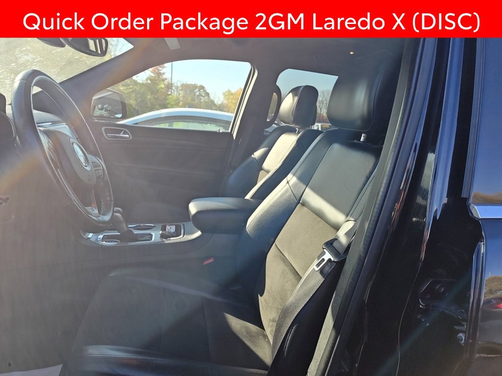 Used 2022 Jeep Grand Cherokee Laredo X AWD/4WD image 6
