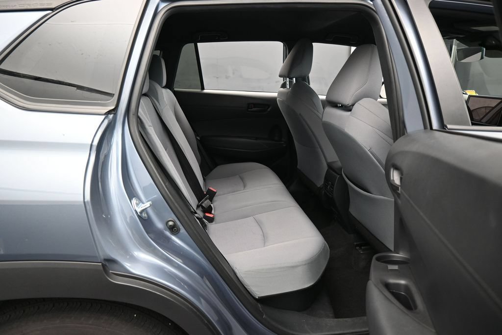 Used 2024 Toyota Corolla Cross AWD Hybrid image 34
