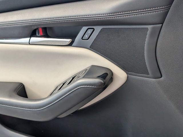 Used 2021 MAZDA MAZDA3 s image 27