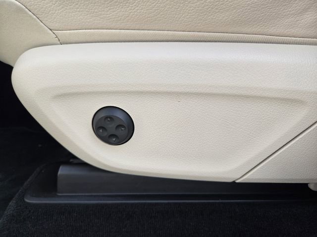 Used 2022 Mercedes-Benz GLS 450 4MATIC image 13