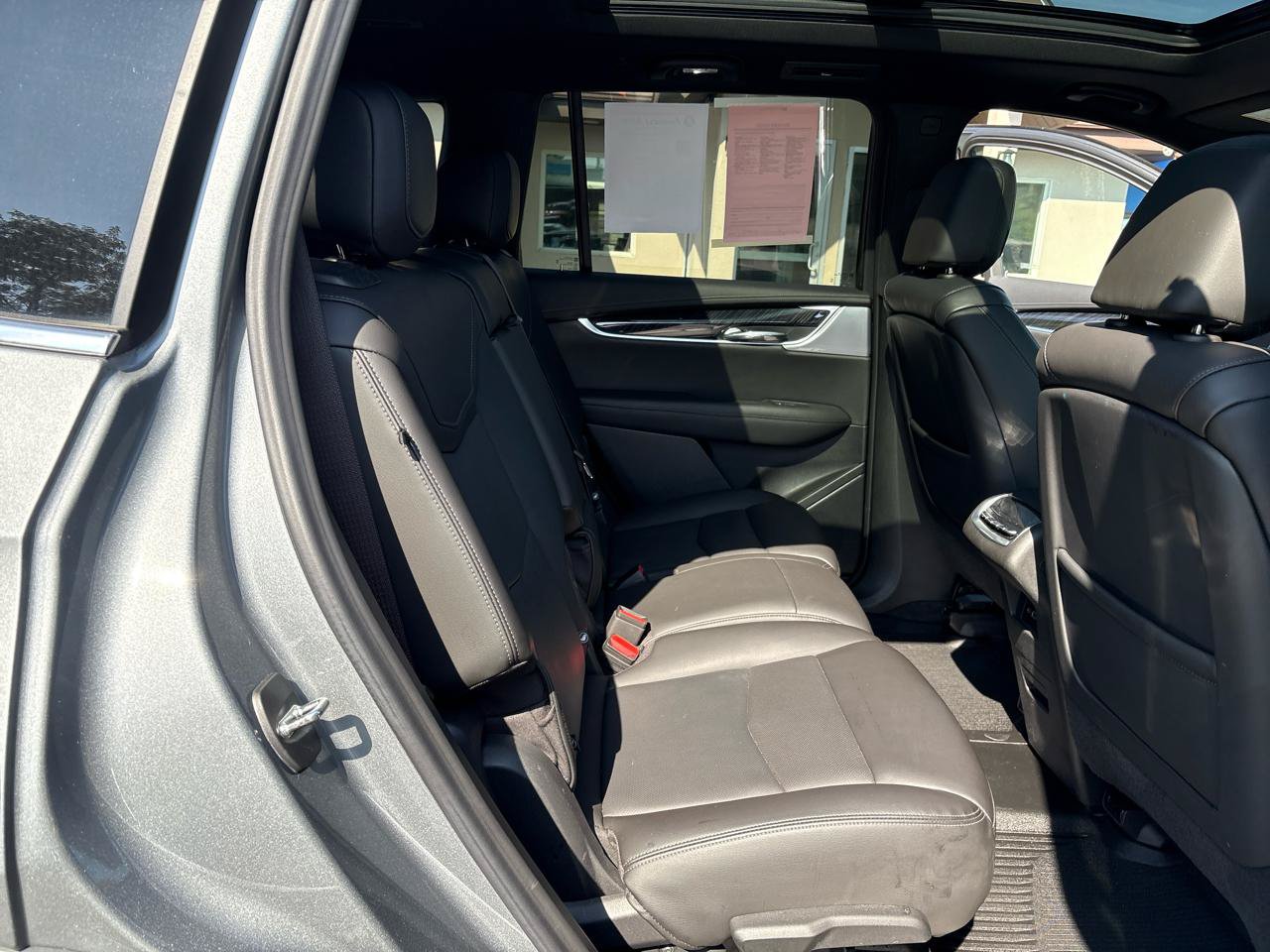 Used 2024 Cadillac XT6 Premium Luxury w/ LPO, Floor Liner Package AWD/4WD image 33