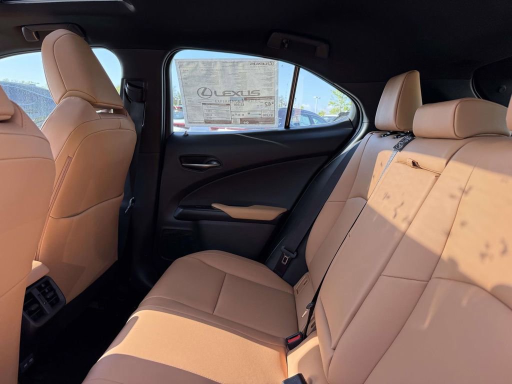 Used 2026 Lexus UX 300h AWD w/ Accessory Package (Z1) image 17