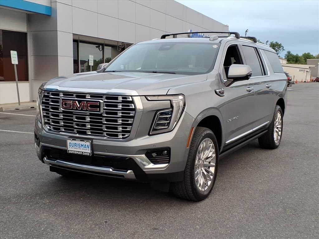 Certified 2025 GMC Yukon XL Denali w/ Sun & Power Step Package AWD/4WD image 7