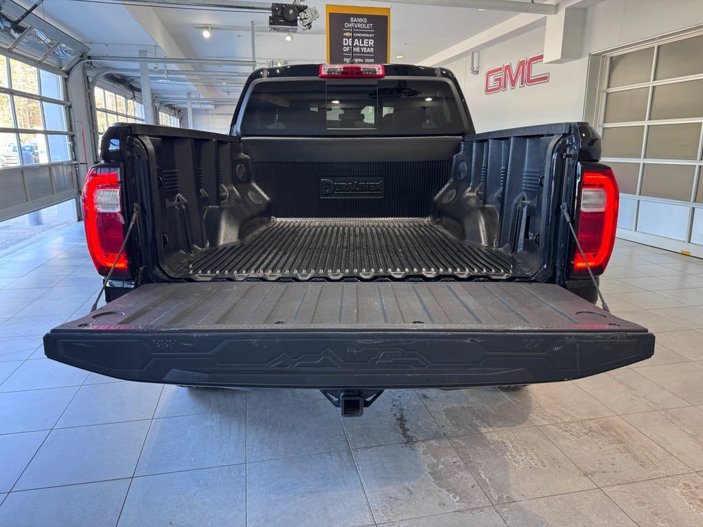 Certified 2025 GMC Canyon Elevation image 5