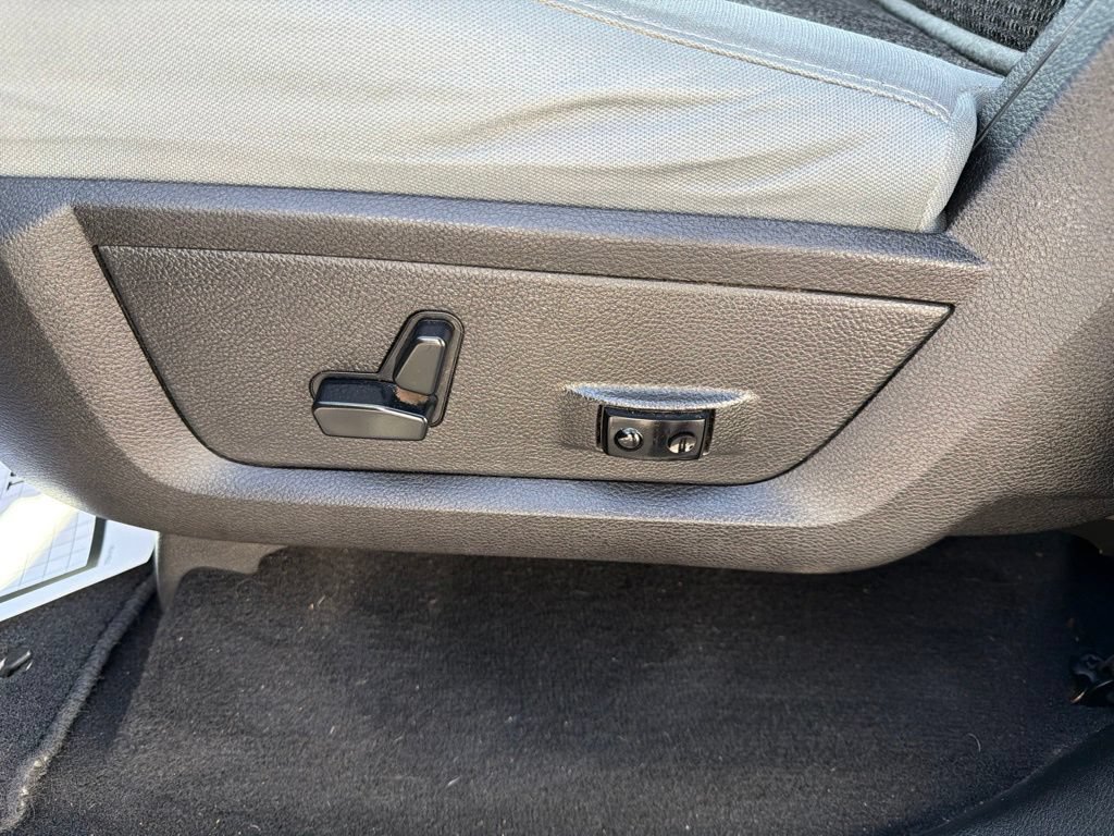 Used 2018 RAM 1500 Lone Star AWD/4WD image 24