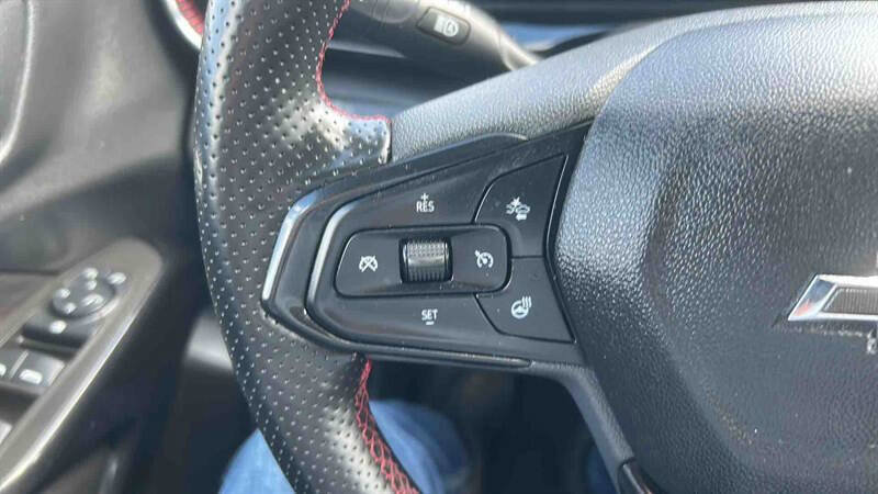Used 2024 Chevrolet Trax RS FWD image 29