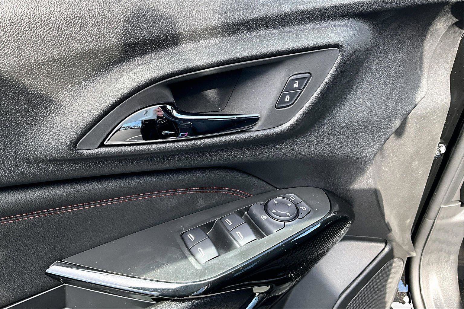 New 2026 Chevrolet Trax RS w/ Driver Confidence Package image 16