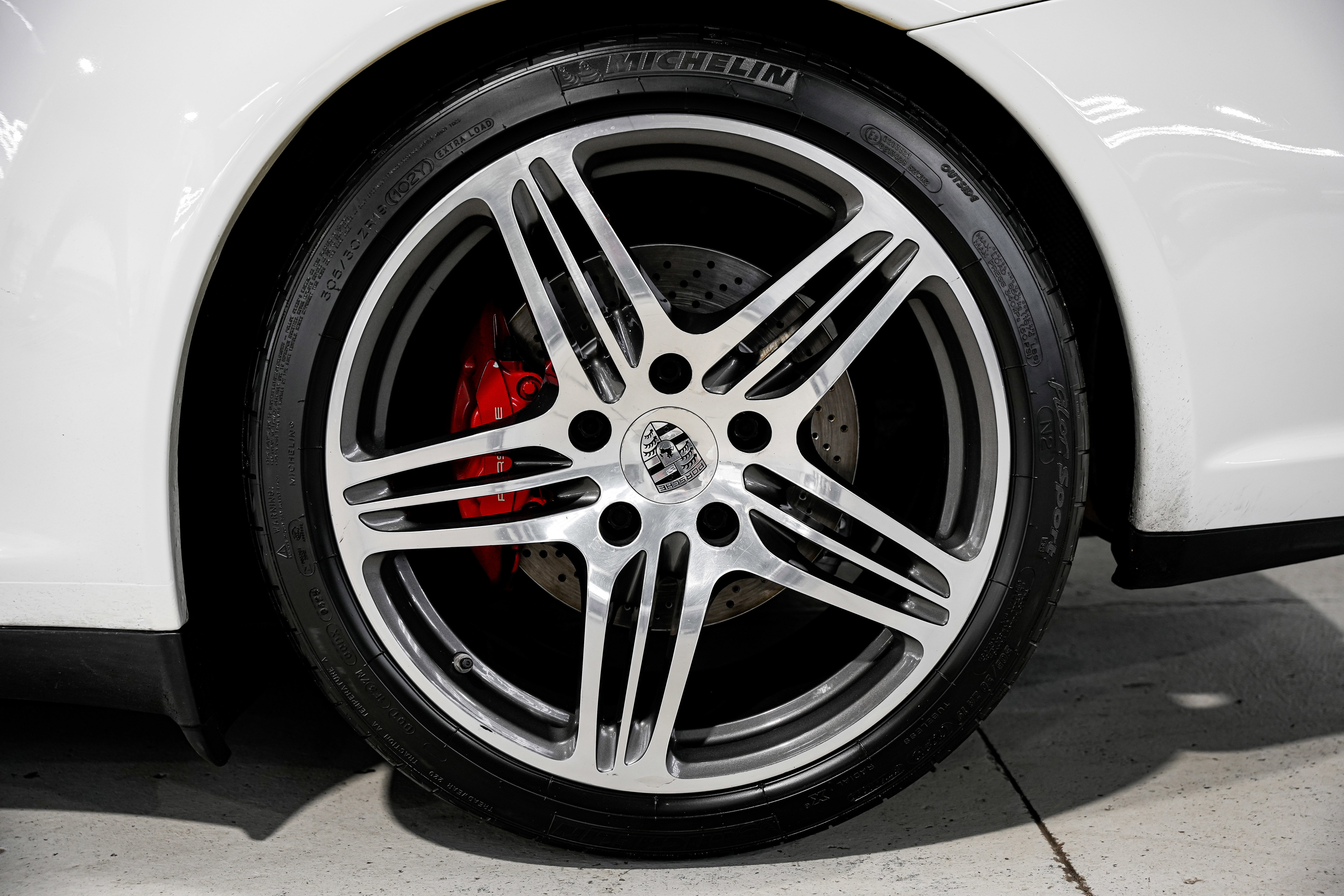 Used 2009 Porsche 911 Carrera 4 image 45