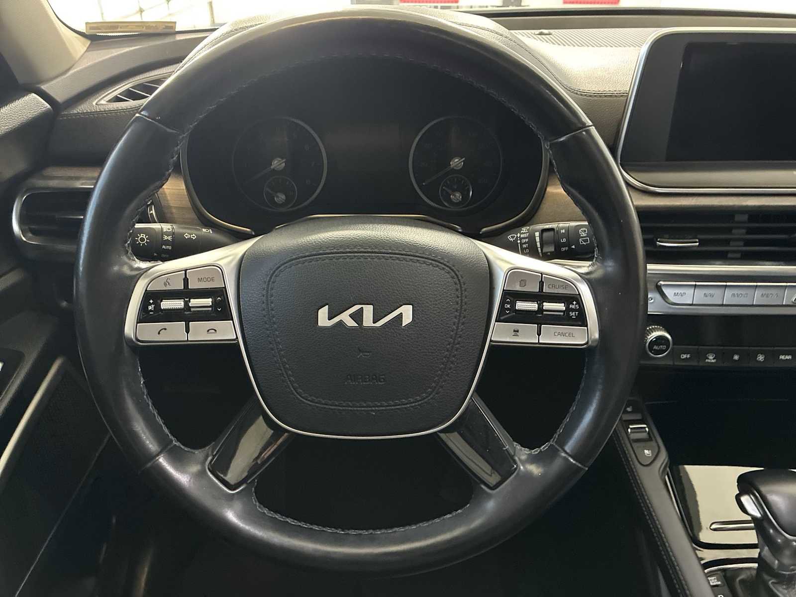 Used 2022 Kia Telluride EX w/ EX Premium Package image 11