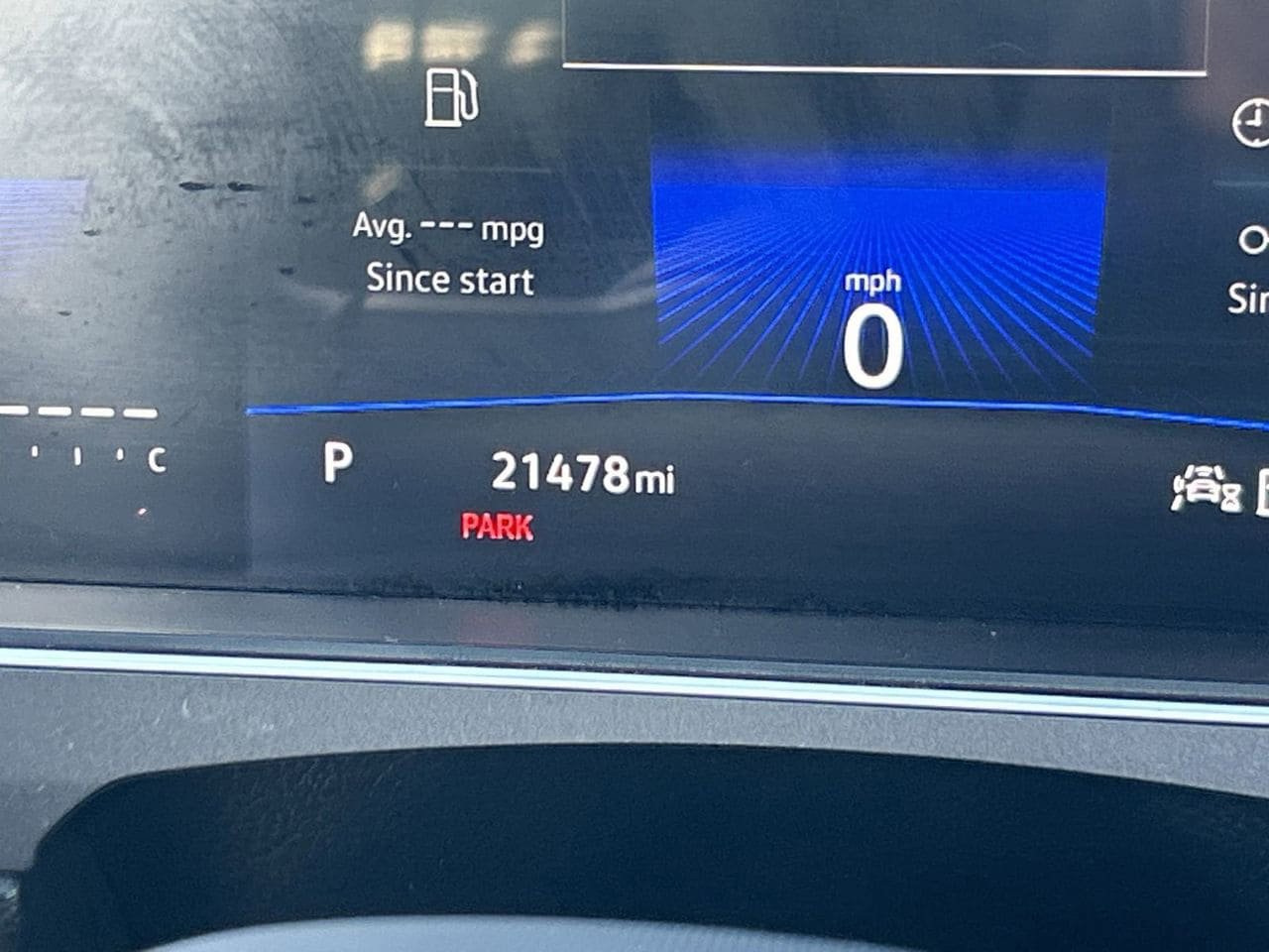 Certified 2023 Volkswagen Tiguan SE FWD image 28