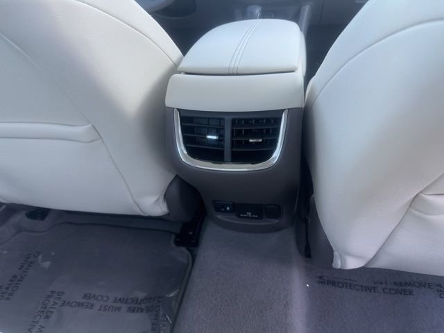 Used 2024 Chevrolet Malibu LT image 27