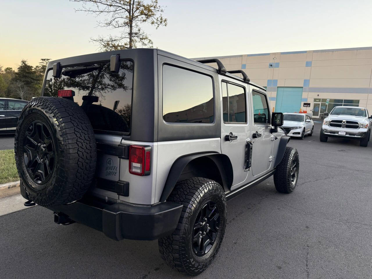 Used 2016 Jeep Wrangler Unlimited Sport image 9