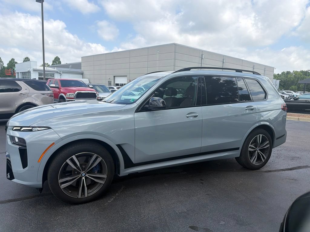 Used 2023 BMW X7 M60i w/ Executive Package AWD/4WD image 2