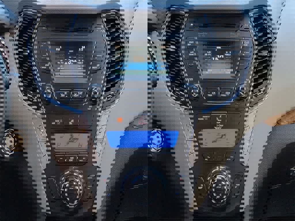 Used 2015 Hyundai Santa Fe GLS w/ Option Group 02 image 28