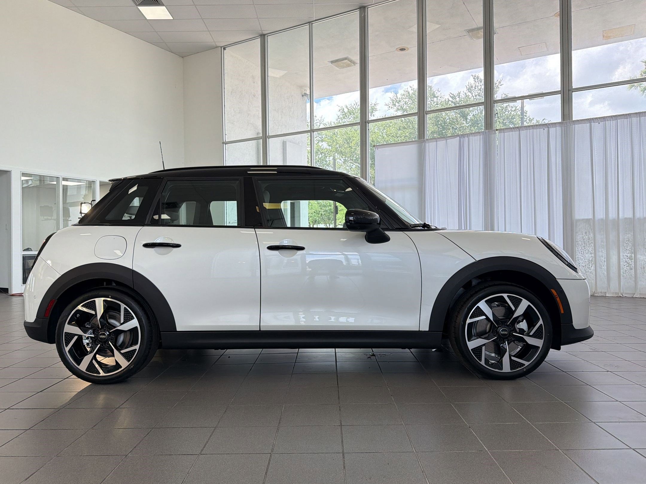 New 2026 MINI Cooper S FWD image 8