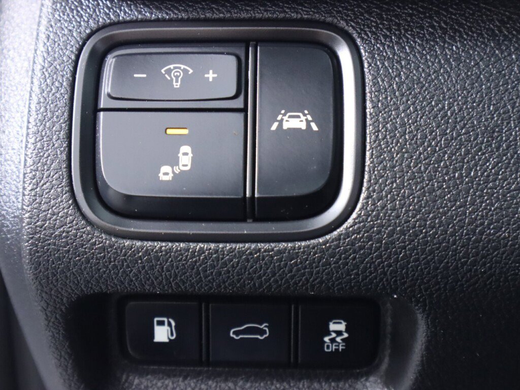 Used 2020 Kia Optima SE image 10