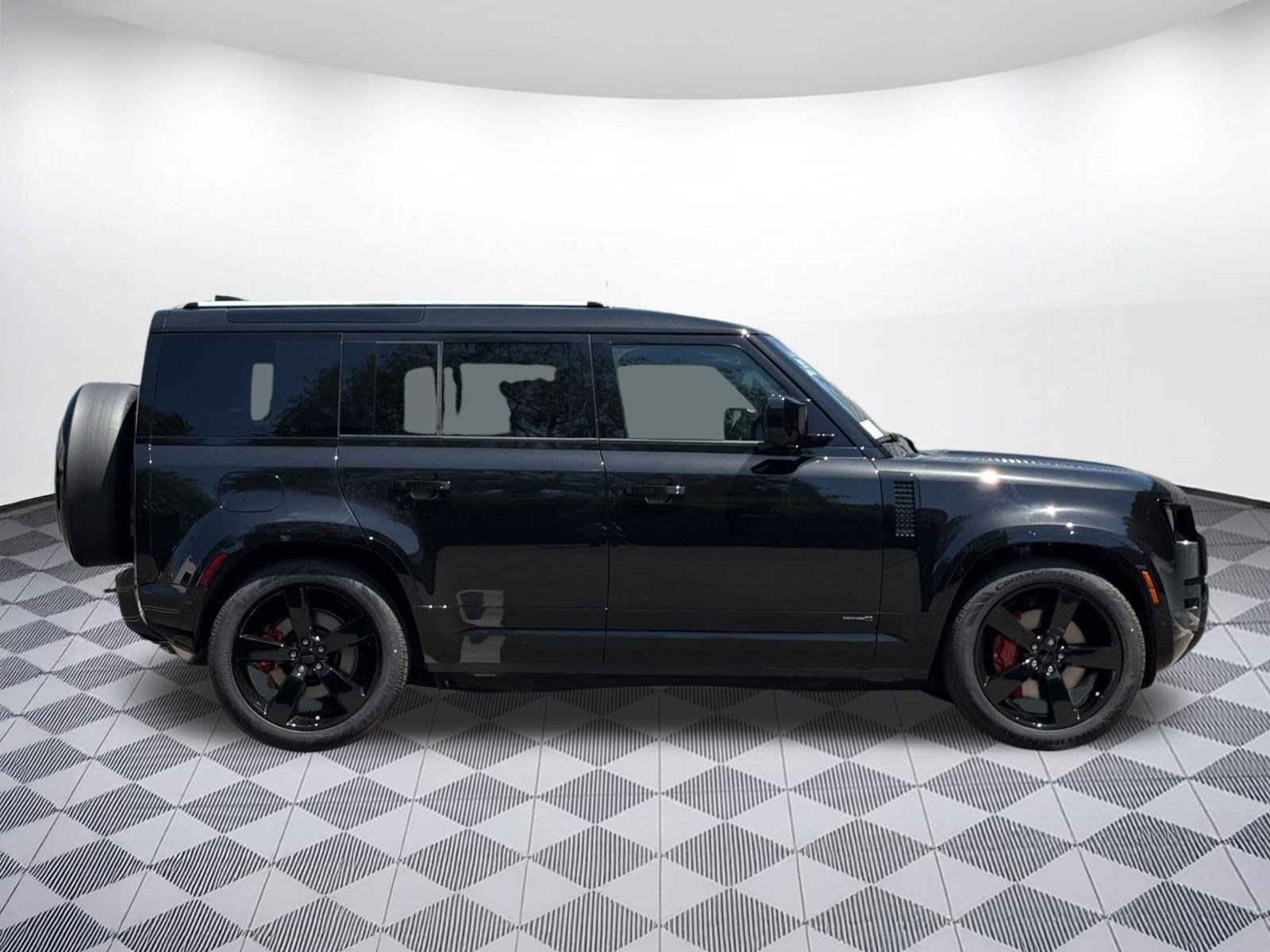 New 2026 Land Rover Defender 110 X AWD/4WD image 7