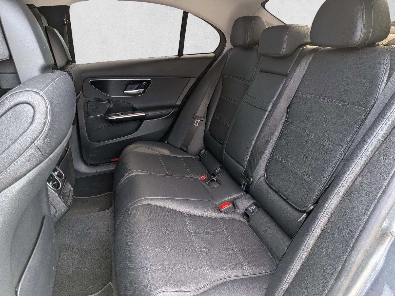 Used 2023 Mercedes-Benz C 300 Sedan image 19