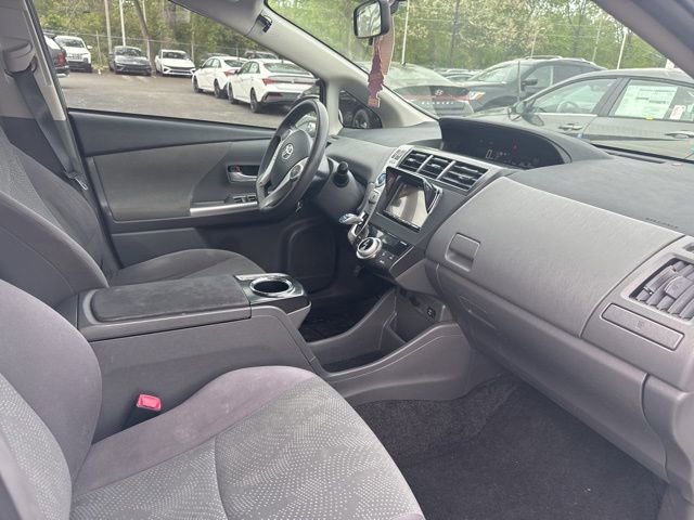 Used 2014 Toyota Prius V Three FWD image 8