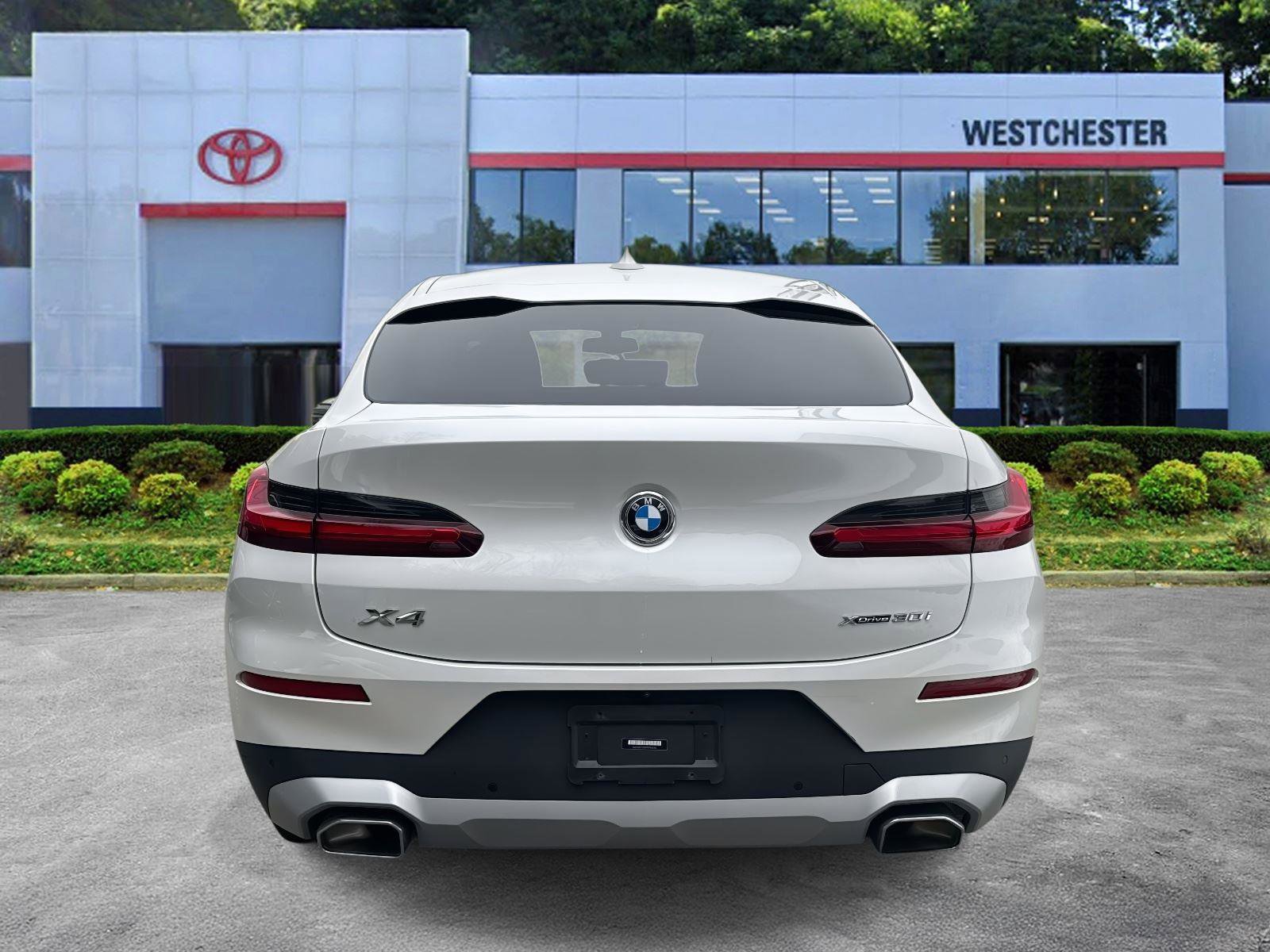 Used 2023 BMW X4 xDrive30i w/ Premium Package image 6