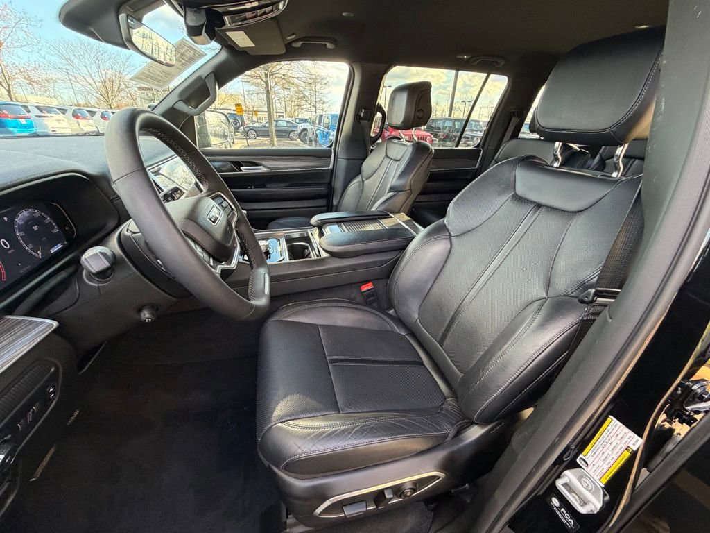 Certified 2024 Jeep Wagoneer Series II image 20