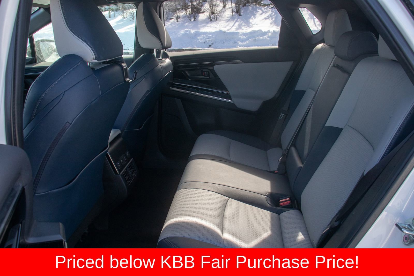 Used 2023 Subaru Solterra AWD image 13