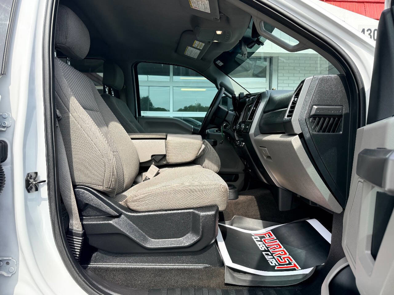 Used 2018 Ford F250 XLT w/ XLT Value Package image 37