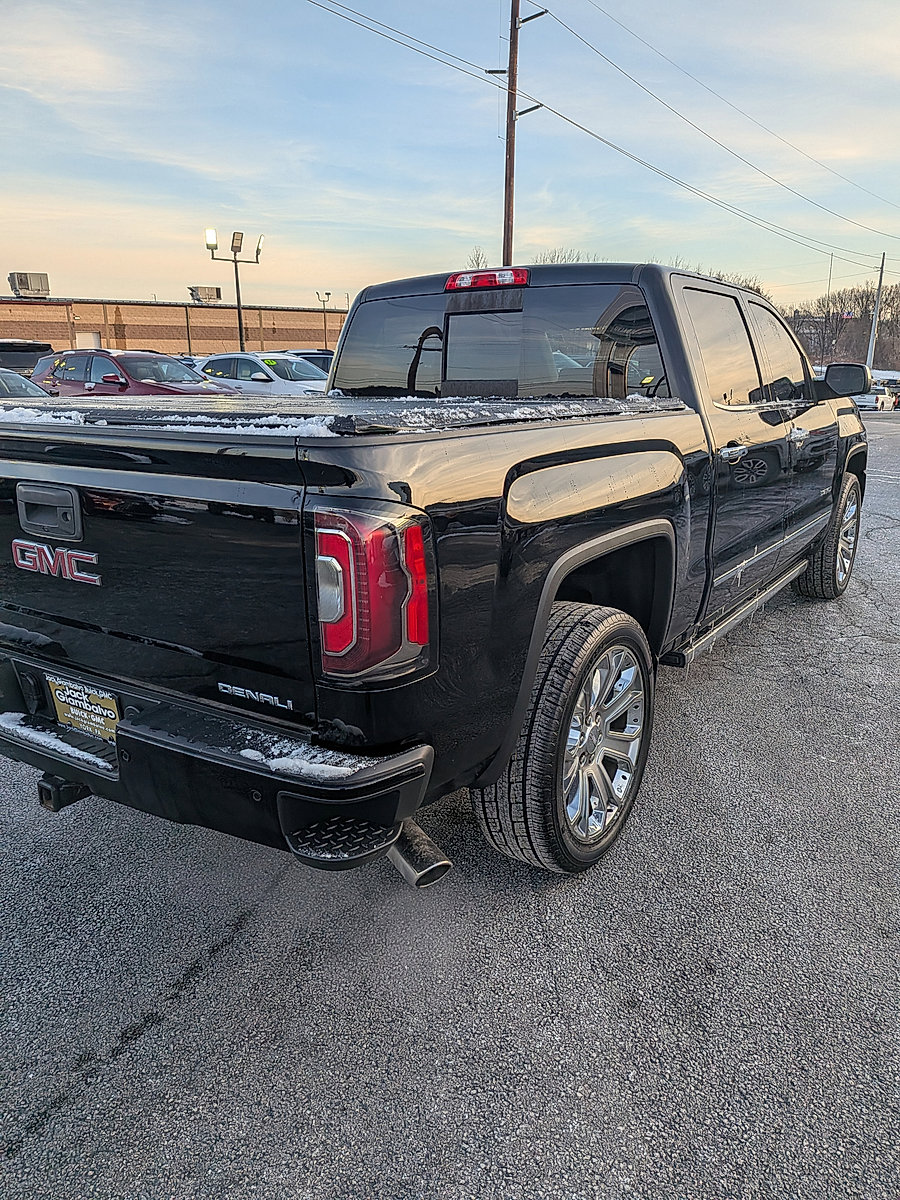 Used 2017 GMC Sierra 1500 Denali w/ Denali Ultimate Package image 4