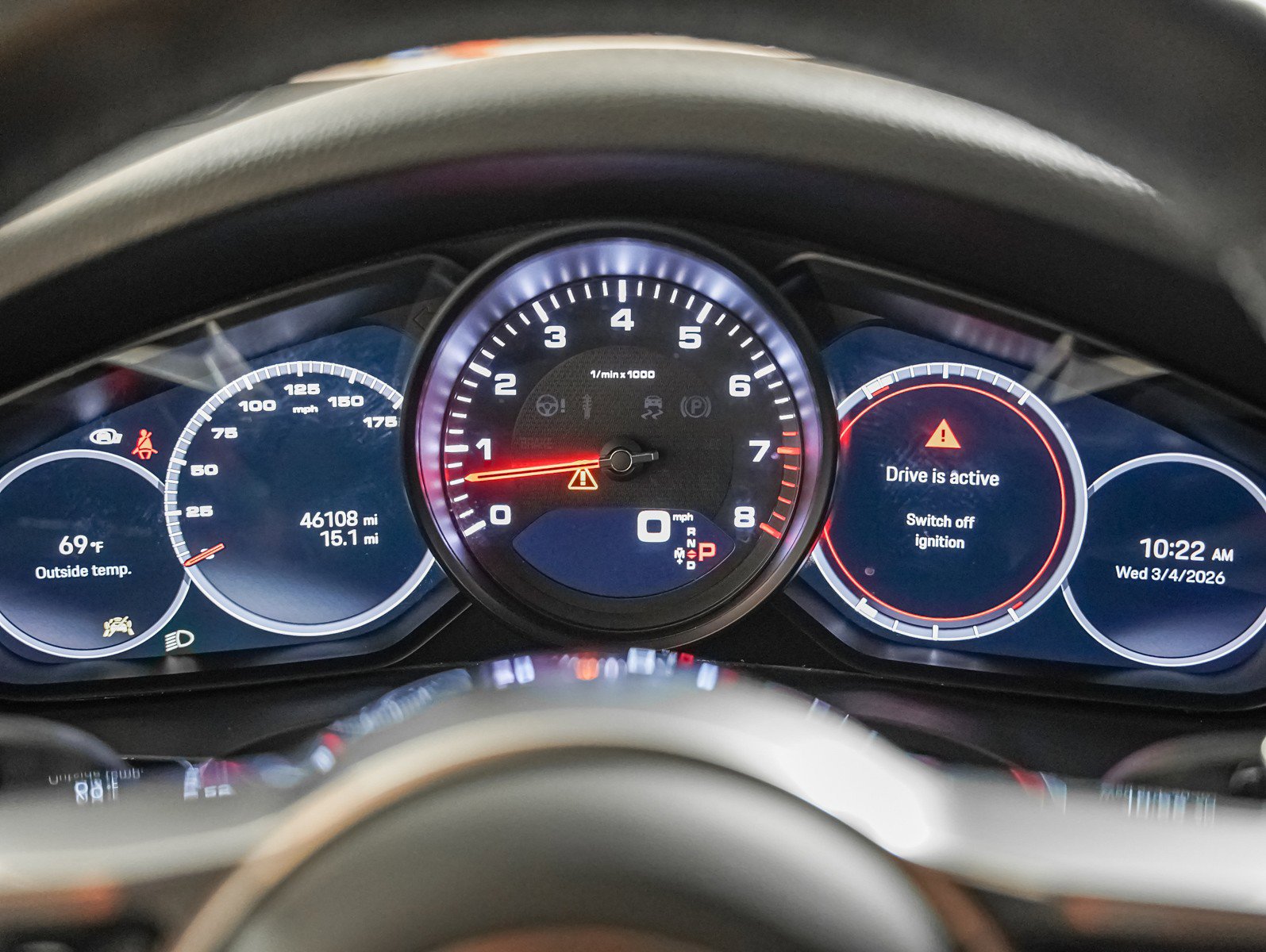 Certified 2022 Porsche Cayenne Platinum Edition w/ Premium Package Plus image 18