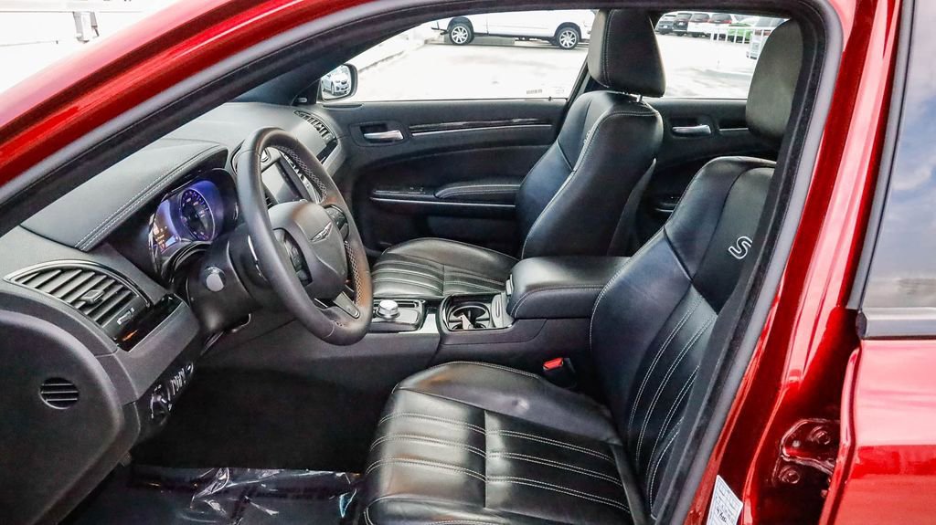 Used 2023 Chrysler 300 S image 19