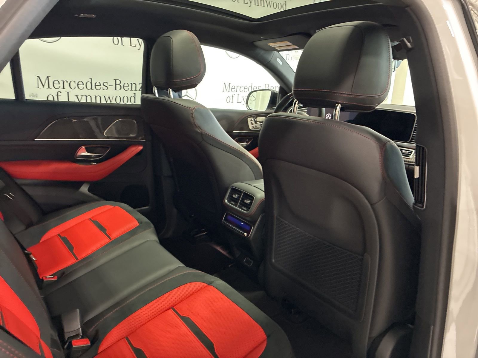 New 2026 Mercedes-Benz GLE 53 AMG 4MATIC Coupe image 20