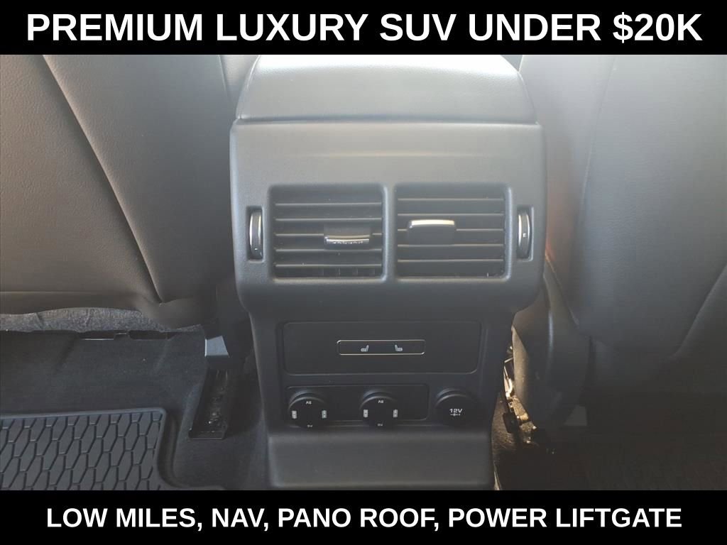 Used 2019 Jaguar F-PACE Premium image 27